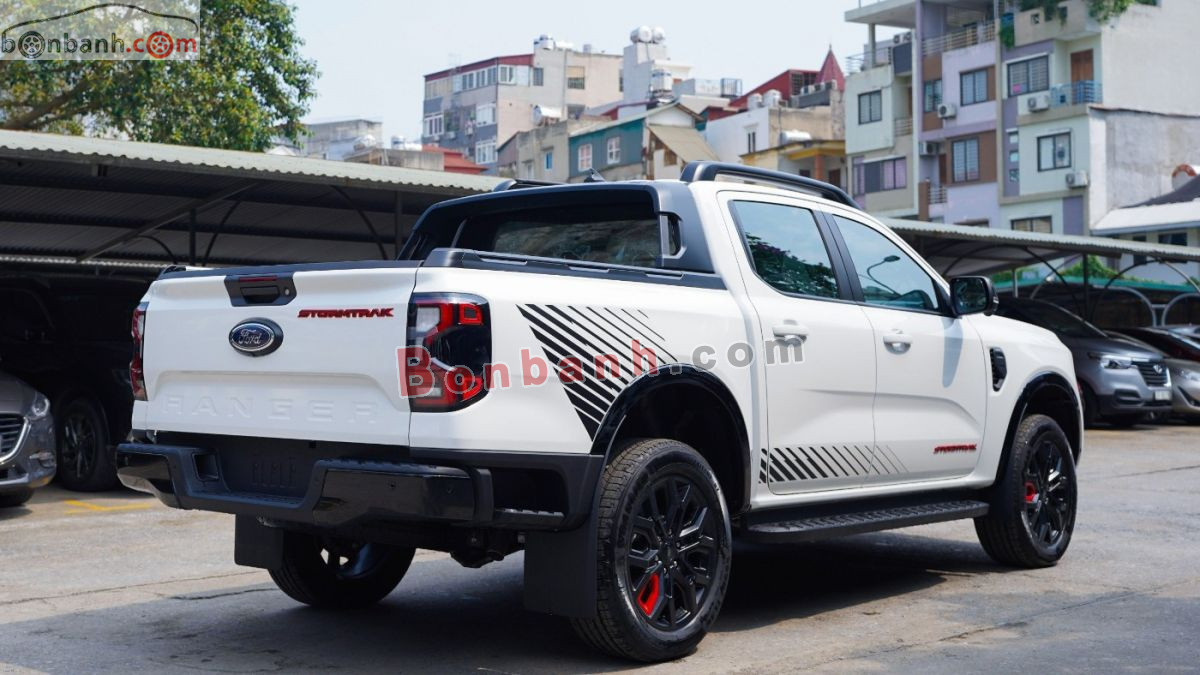 Bán ô tô Ford Ranger Stormtrak 2.0L 4x4 AT - 2026 - xe mới