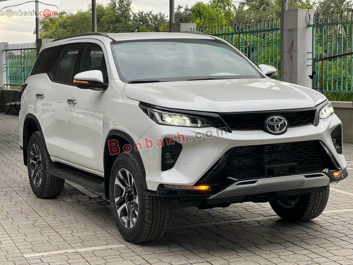Bán ô tô Toyota Fortuner Legender 2.4L 4x2 AT - 2025 - xe mới