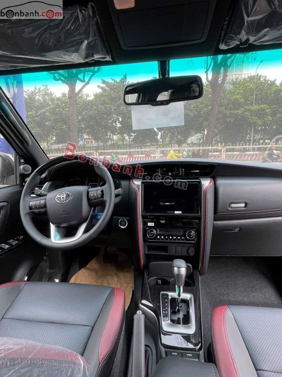 Bán ô tô Toyota Fortuner Legender 2.4L 4x2 AT - 2025 - xe mới