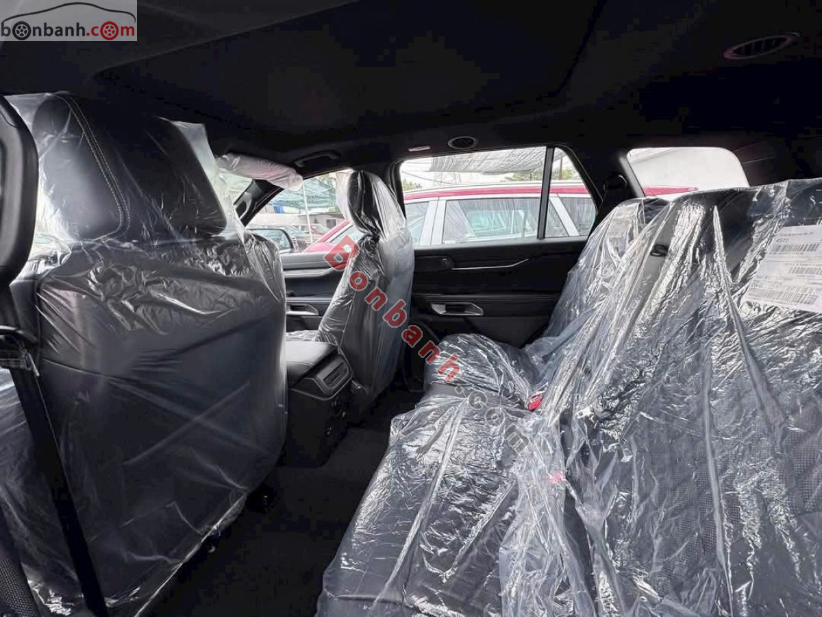 Bán ô tô Ford Everest Platinum 2.0L 4x4 AT - 2025 - xe mới