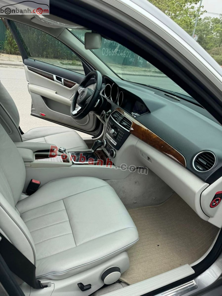 Bán ô tô Mercedes Benz C class C250 - 2011 - xe cũ