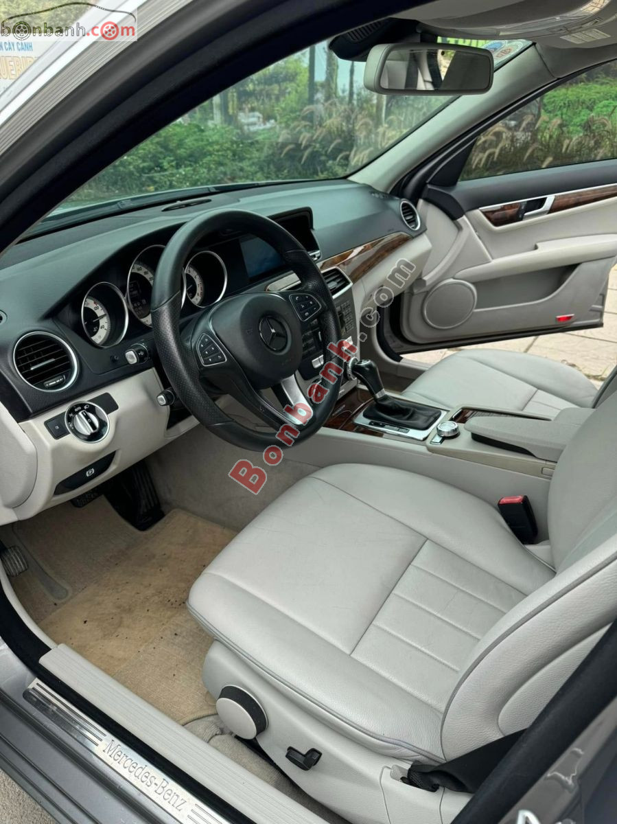 Bán ô tô Mercedes Benz C class C250 - 2011 - xe cũ