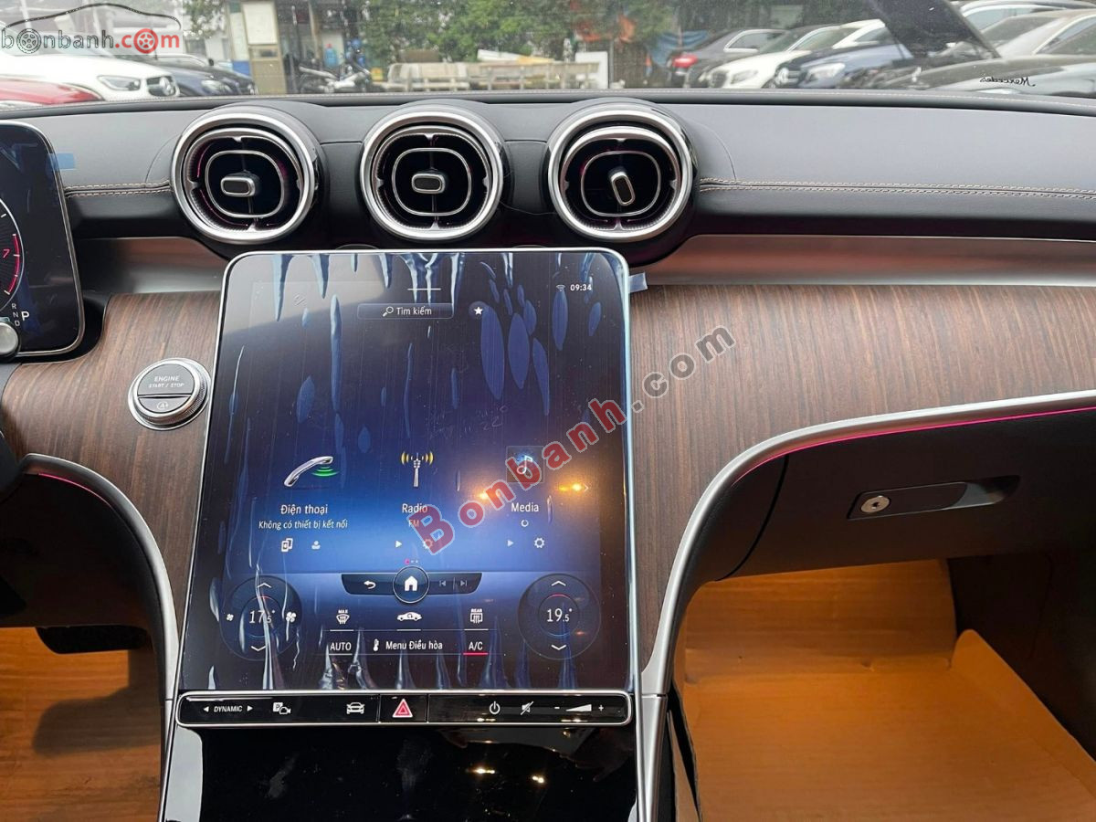 Bán ô tô Mercedes Benz C class C200 Avantgarde Plus - 2025 - xe mới