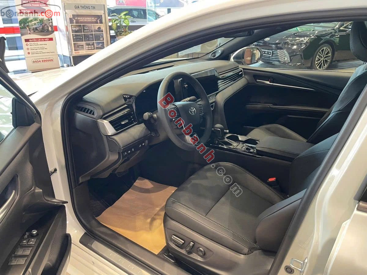 Bán ô tô Toyota Camry 2.0Q - 2026 - xe mới