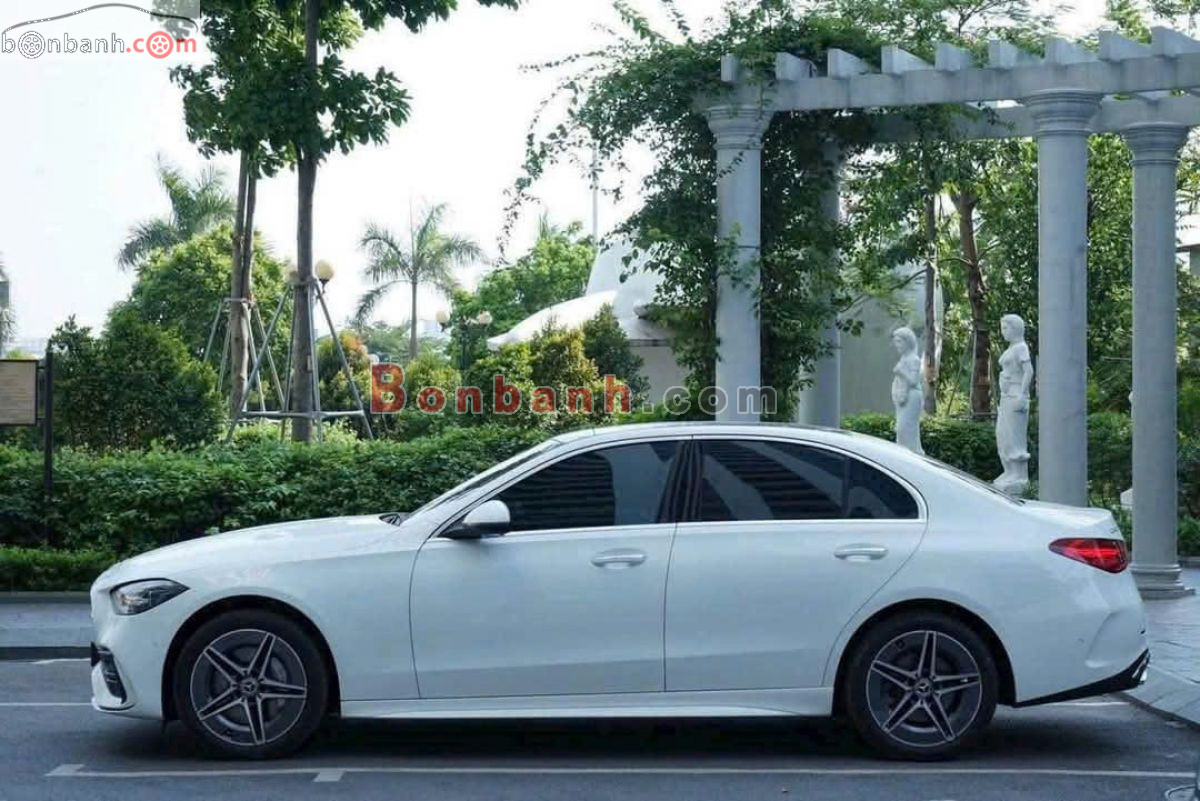 Bán ô tô Mercedes Benz C class C300 AMG - 2025 - xe mới