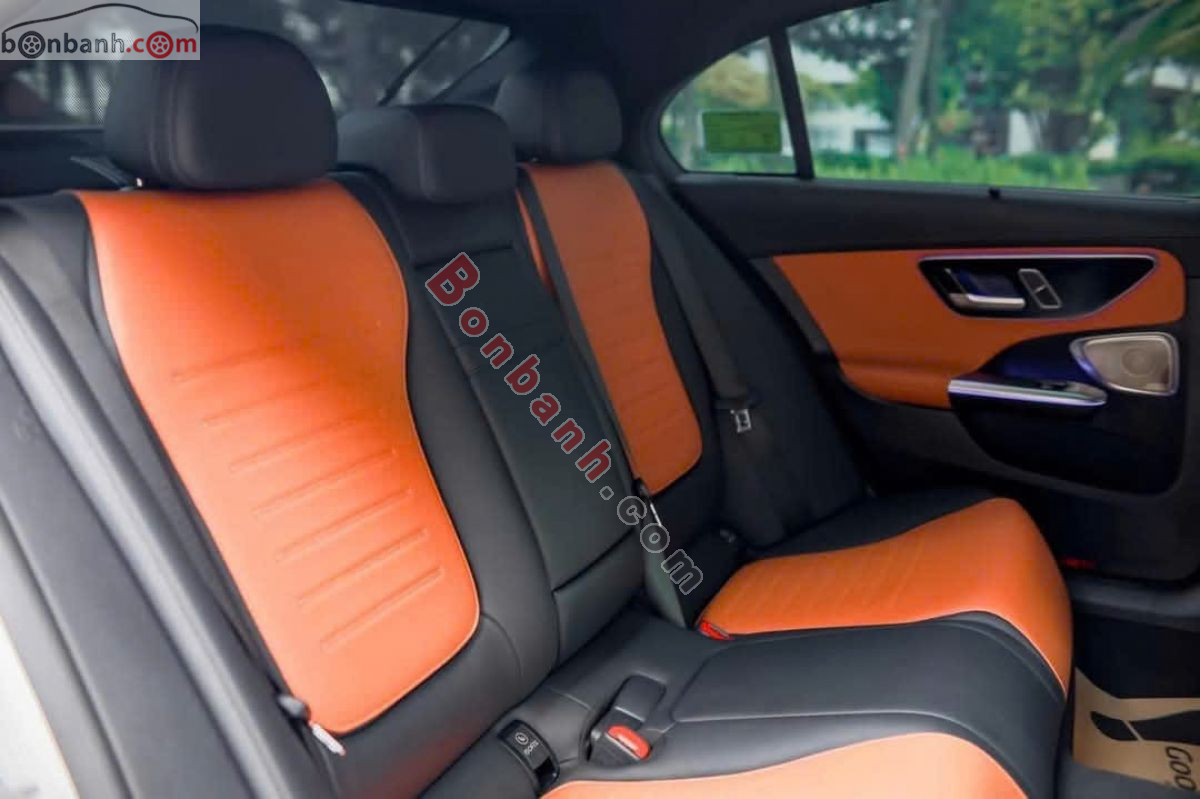 Bán ô tô Mercedes Benz C class C300 AMG - 2025 - xe mới