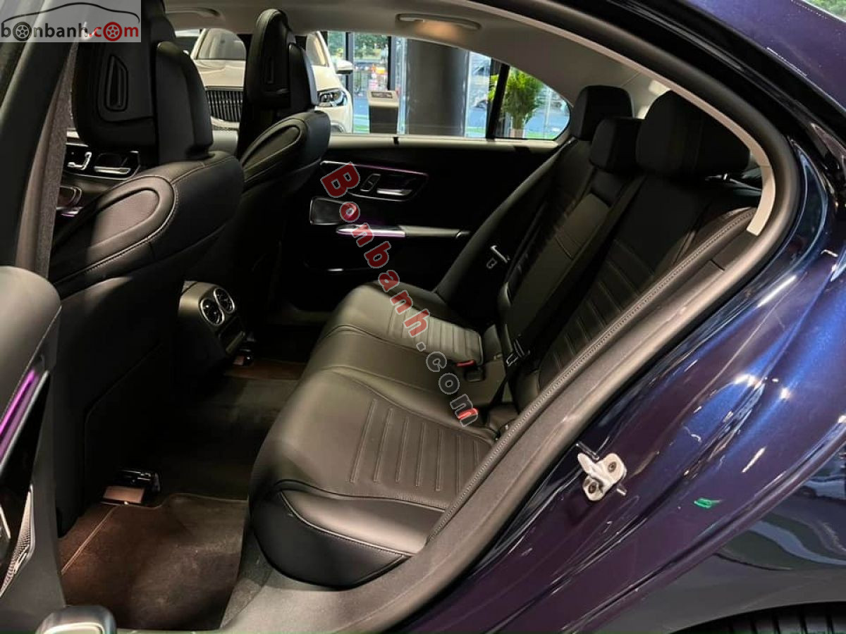 Bán ô tô Mercedes Benz C class C300 AMG - 2025 - xe mới