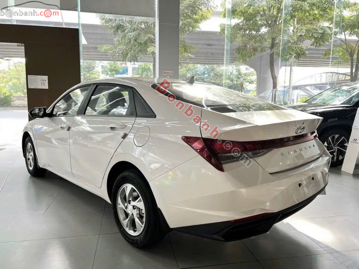 Bán ô tô Hyundai Elantra 1.6 AT Tiêu chuẩn - 2026 - xe mới