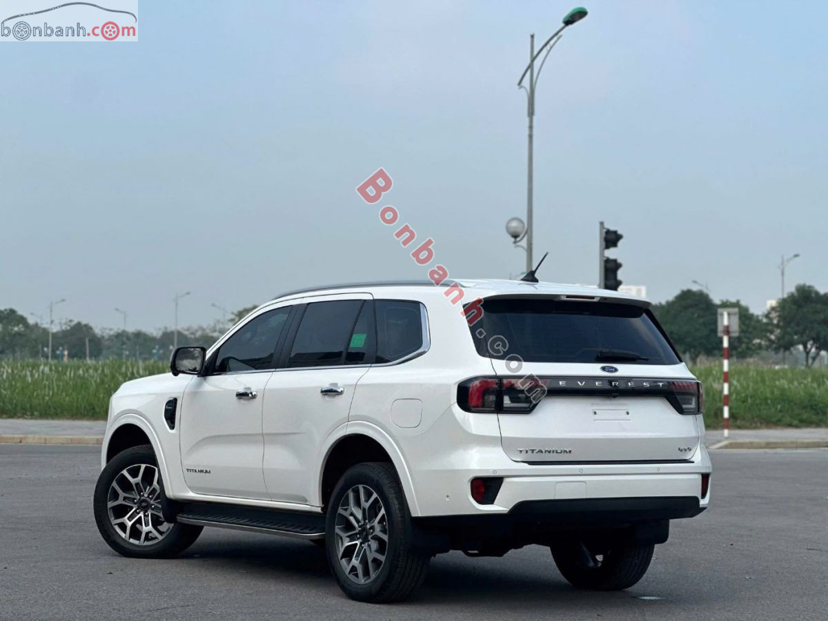 Bán ô tô Ford Everest Titanium Plus 2.0L 4x4 AT - 2026 - xe mới