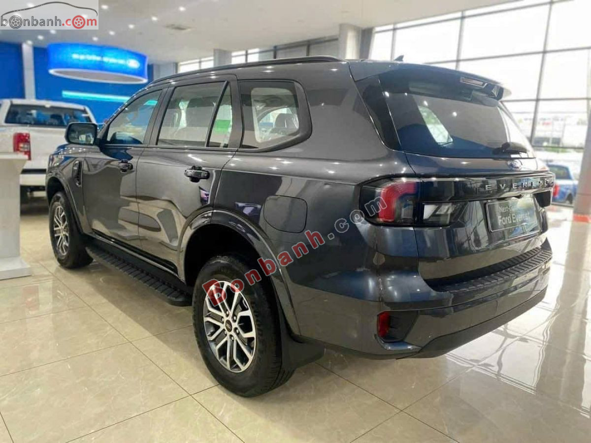 Bán ô tô Ford Everest Ambiente 2.0L 4x2 AT - 2026 - xe mới