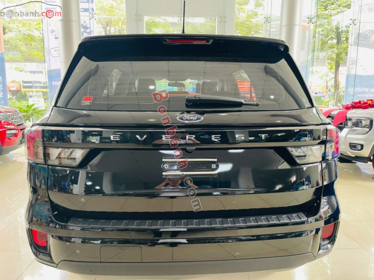 Bán ô tô Ford Everest Ambiente 2.0L 4x2 AT - 2026 - xe mới