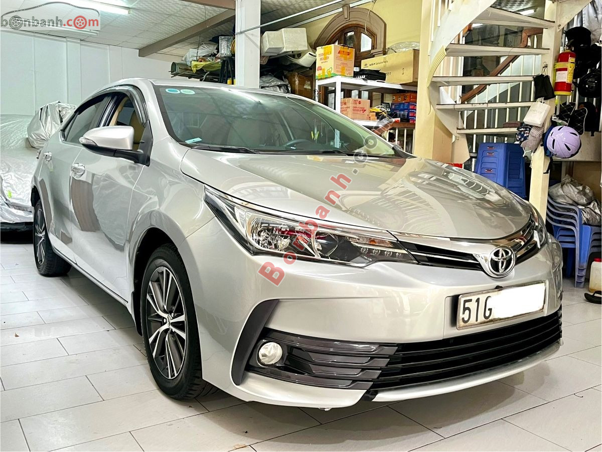 Bán ô tô Toyota Corolla altis 1.8G AT - 2018 - xe cũ