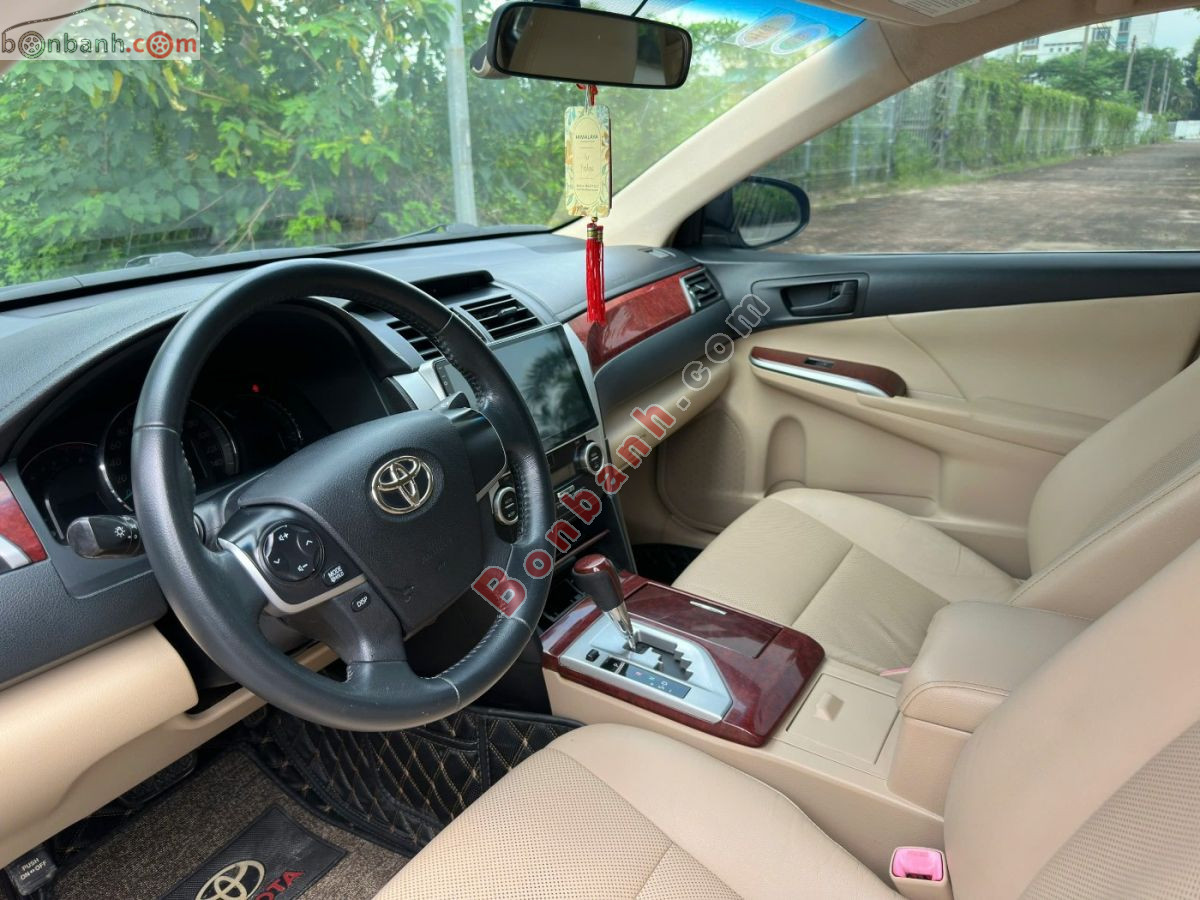 Bán ô tô Toyota Camry 2.0E - 2013 - xe cũ