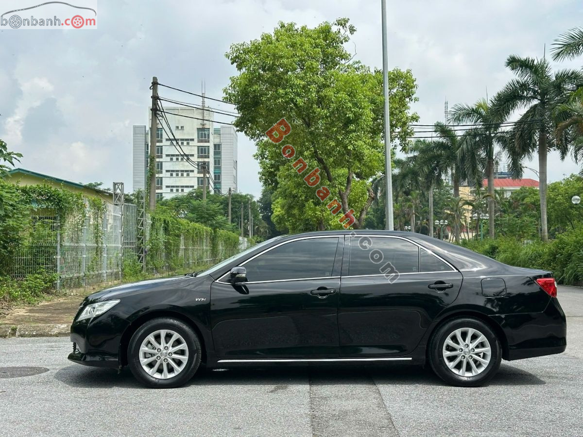 Bán ô tô Toyota Camry 2.0E - 2013 - xe cũ