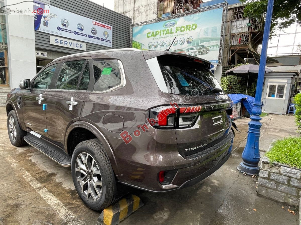 Bán ô tô Ford Everest Titanium Plus 2.0L 4x4 AT - 2025 - xe mới