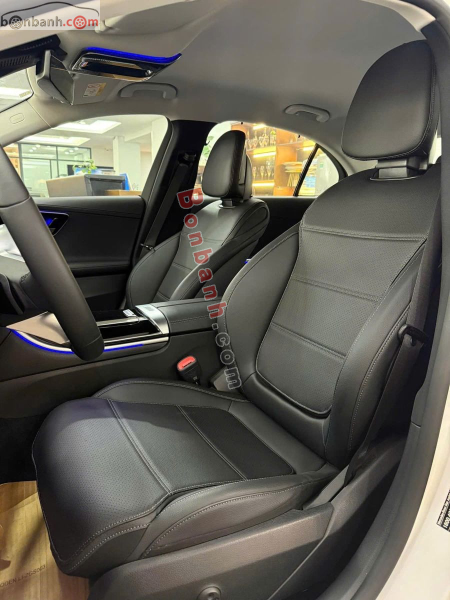 Bán ô tô Mercedes Benz C class C200 Avantgarde Plus - 2025 - xe mới