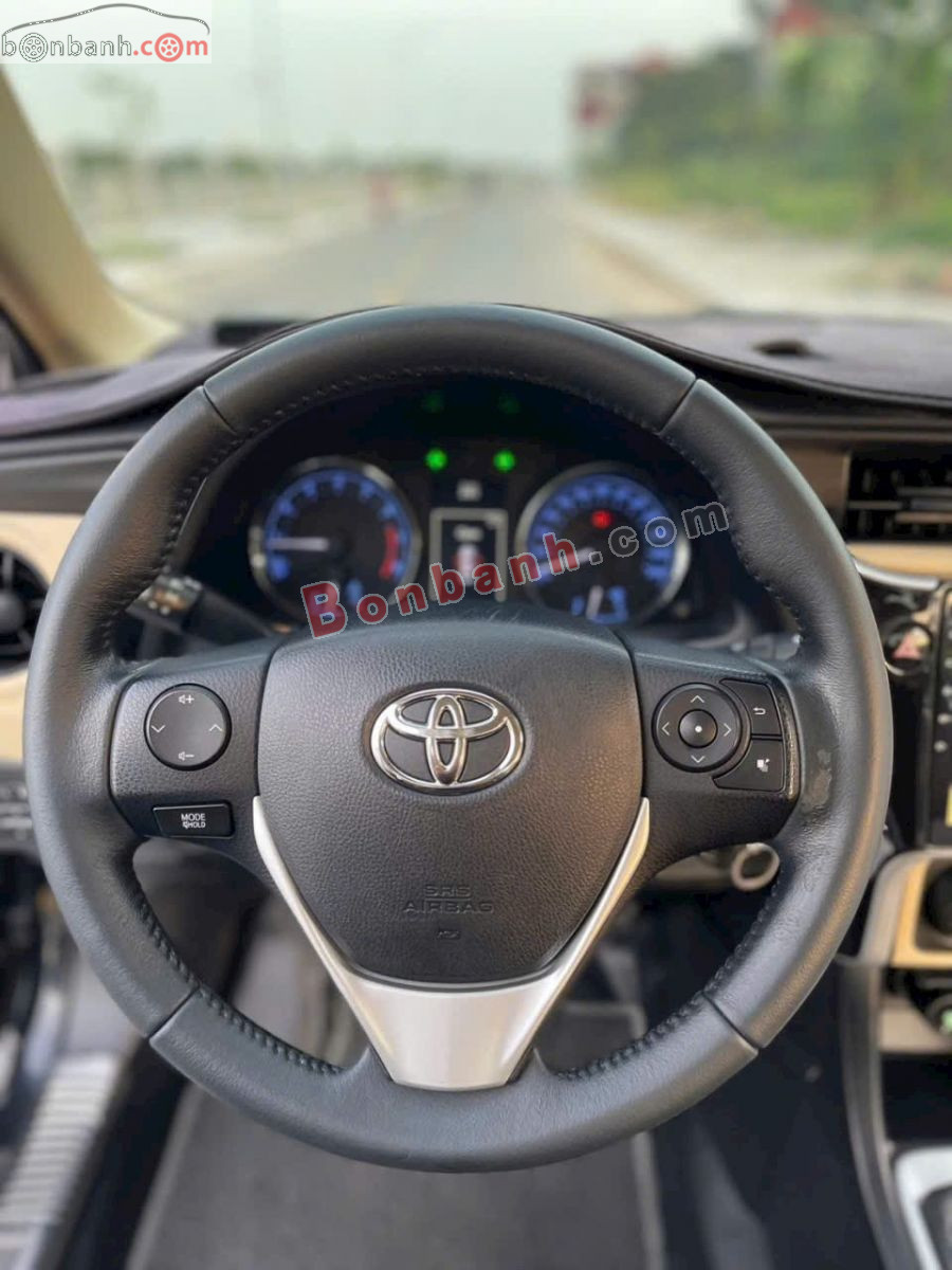 Bán ô tô Toyota Corolla altis 1.8E MT - 2020 - xe cũ