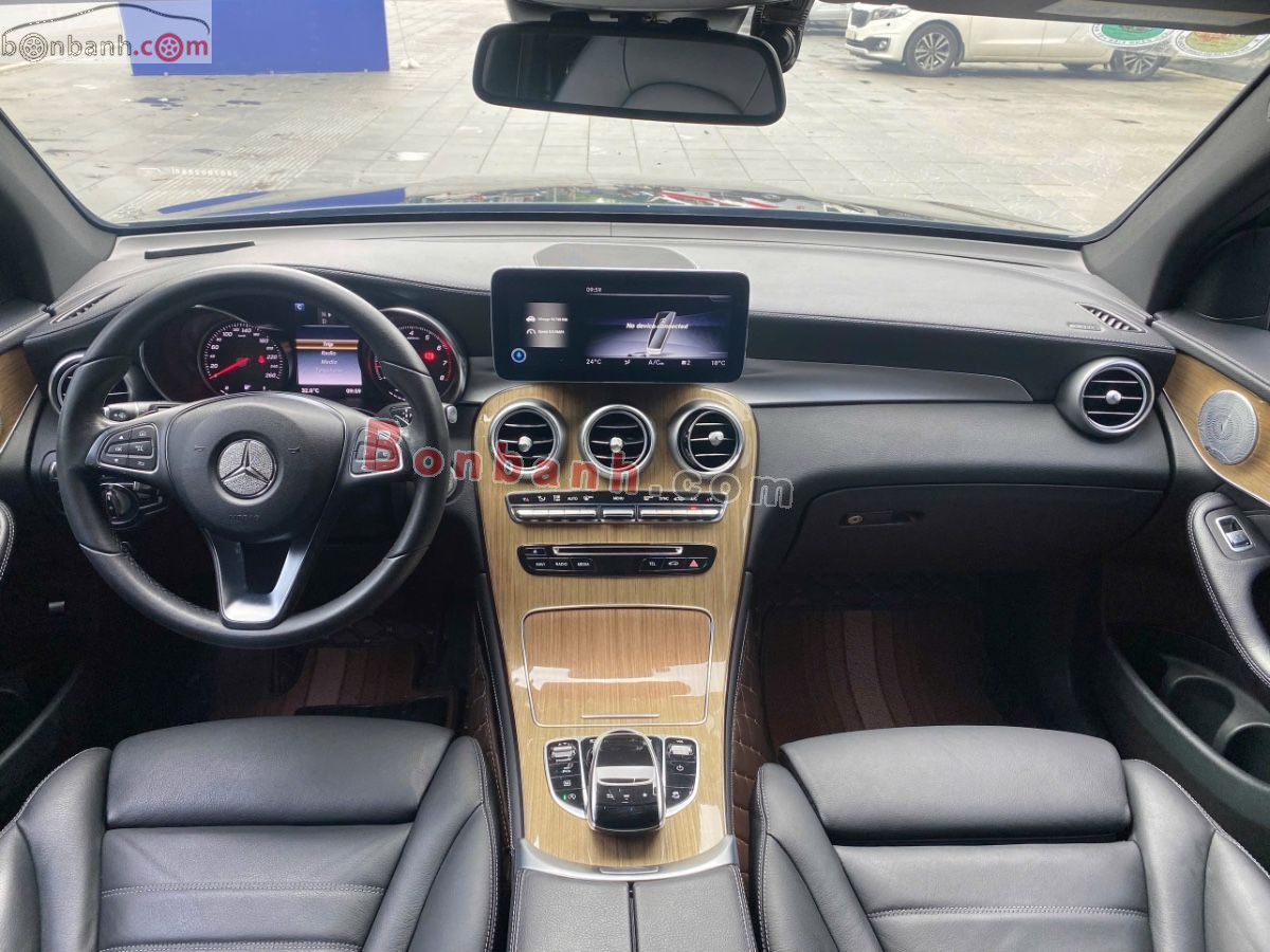 Bán ô tô Mercedes Benz GLC 250 4Matic - 2018 - xe cũ