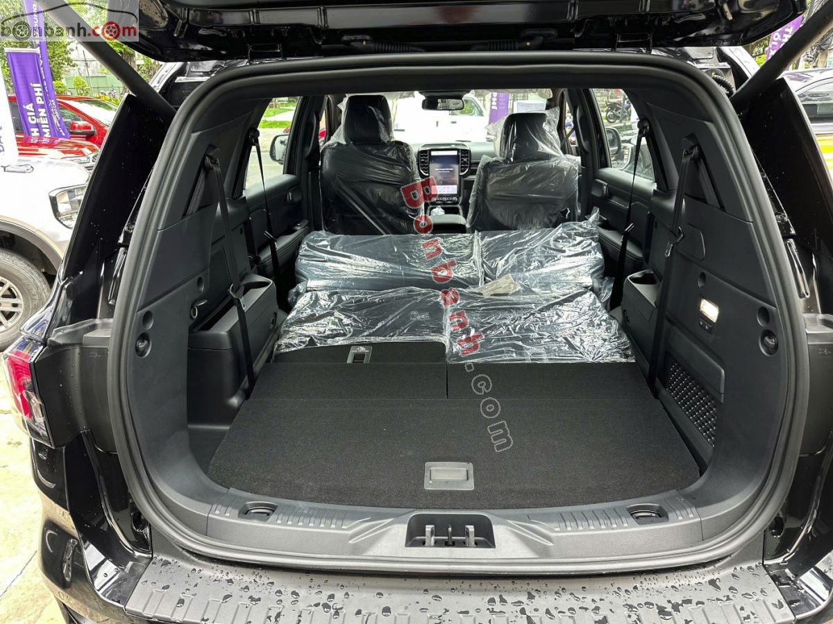 Bán ô tô Ford Everest Platinum 2.0L 4x4 AT - 2025 - xe mới