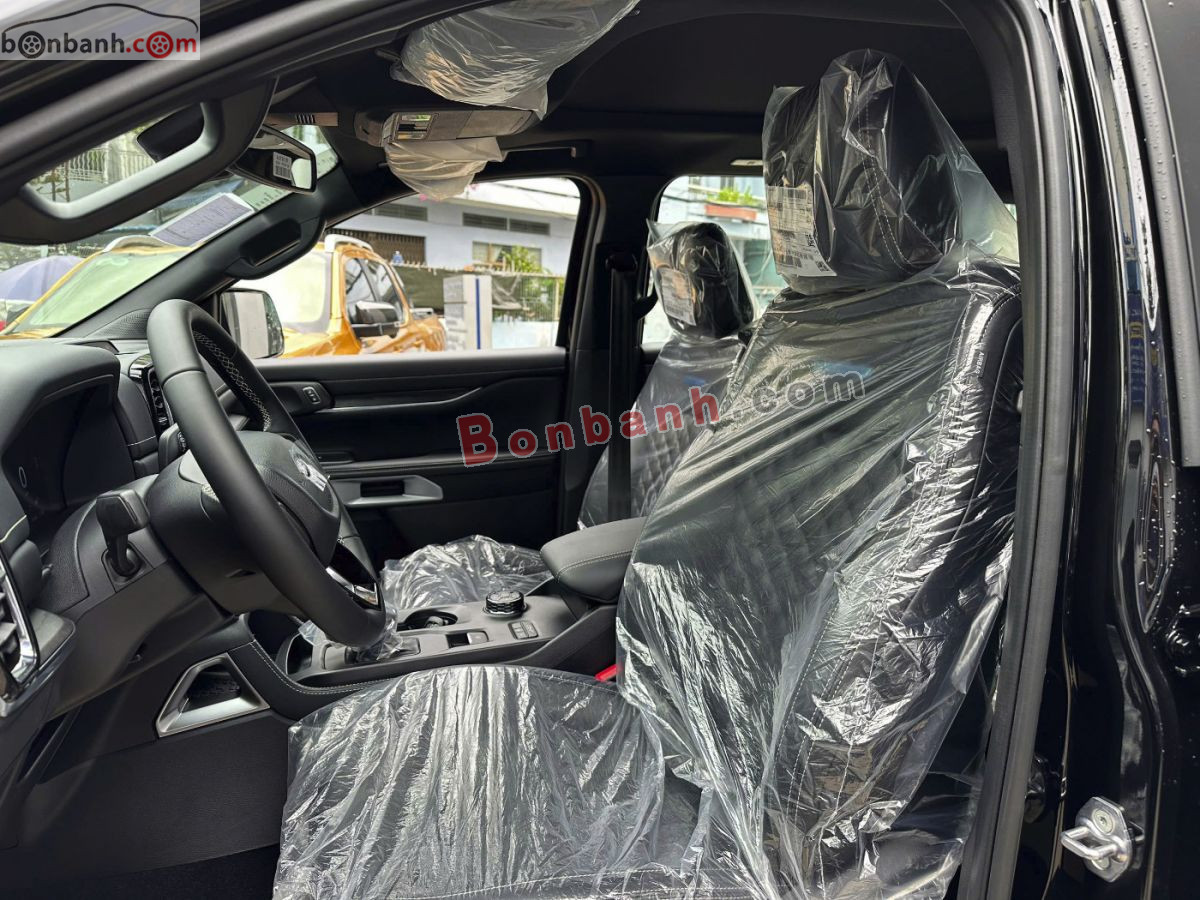 Bán ô tô Ford Everest Platinum 2.0L 4x4 AT - 2025 - xe mới