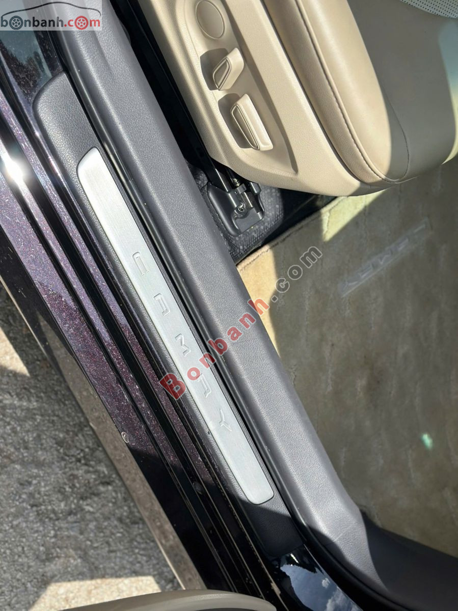 Bán ô tô Toyota Camry 2.5HV - 2022 - xe cũ