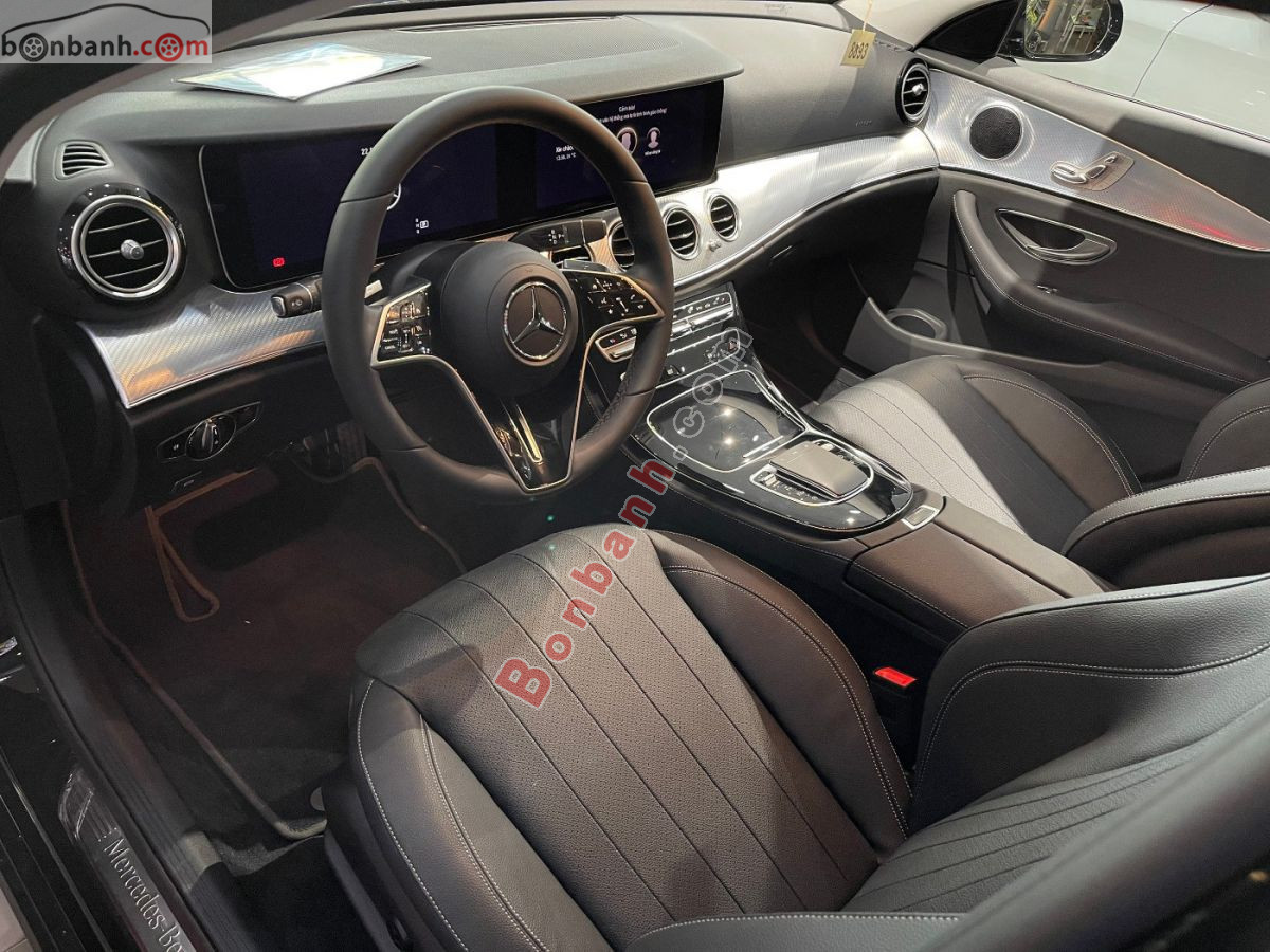 Bán ô tô Mercedes Benz E class E180 - 2025 - xe mới