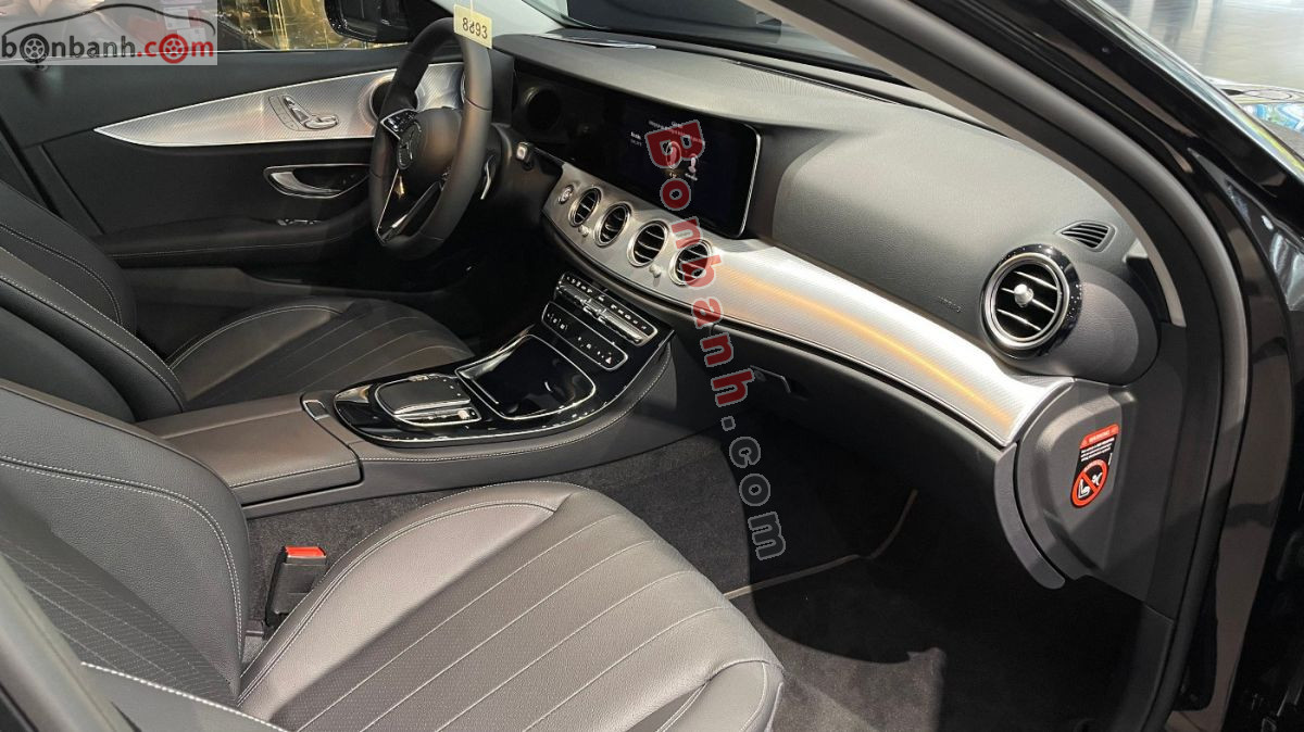 Bán ô tô Mercedes Benz E class E180 - 2025 - xe mới