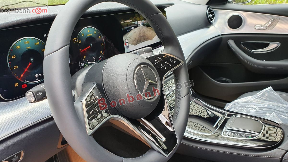 Bán ô tô Mercedes Benz E class E180 - 2025 - xe mới