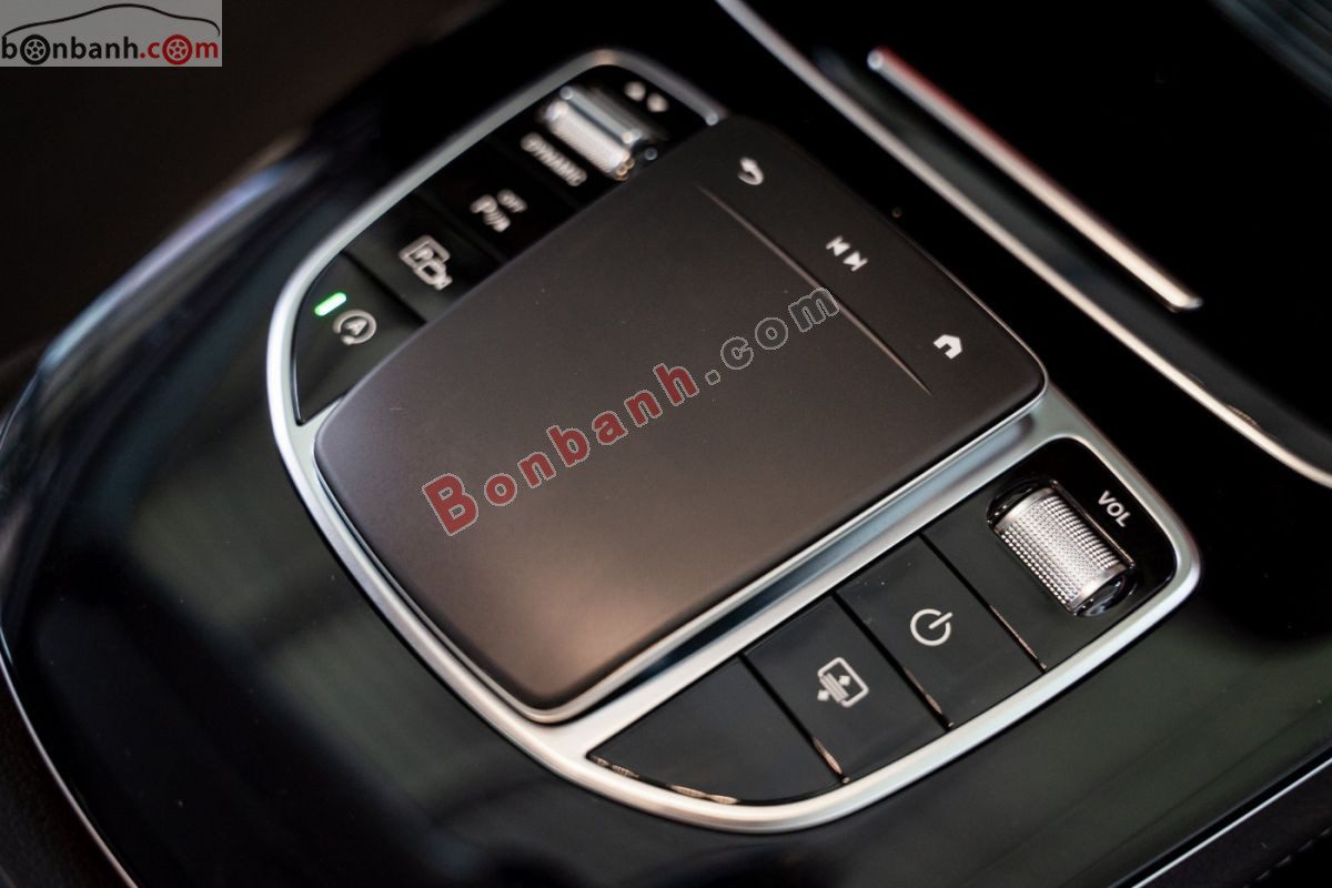 Bán ô tô Mercedes Benz E class E180 - 2025 - xe mới