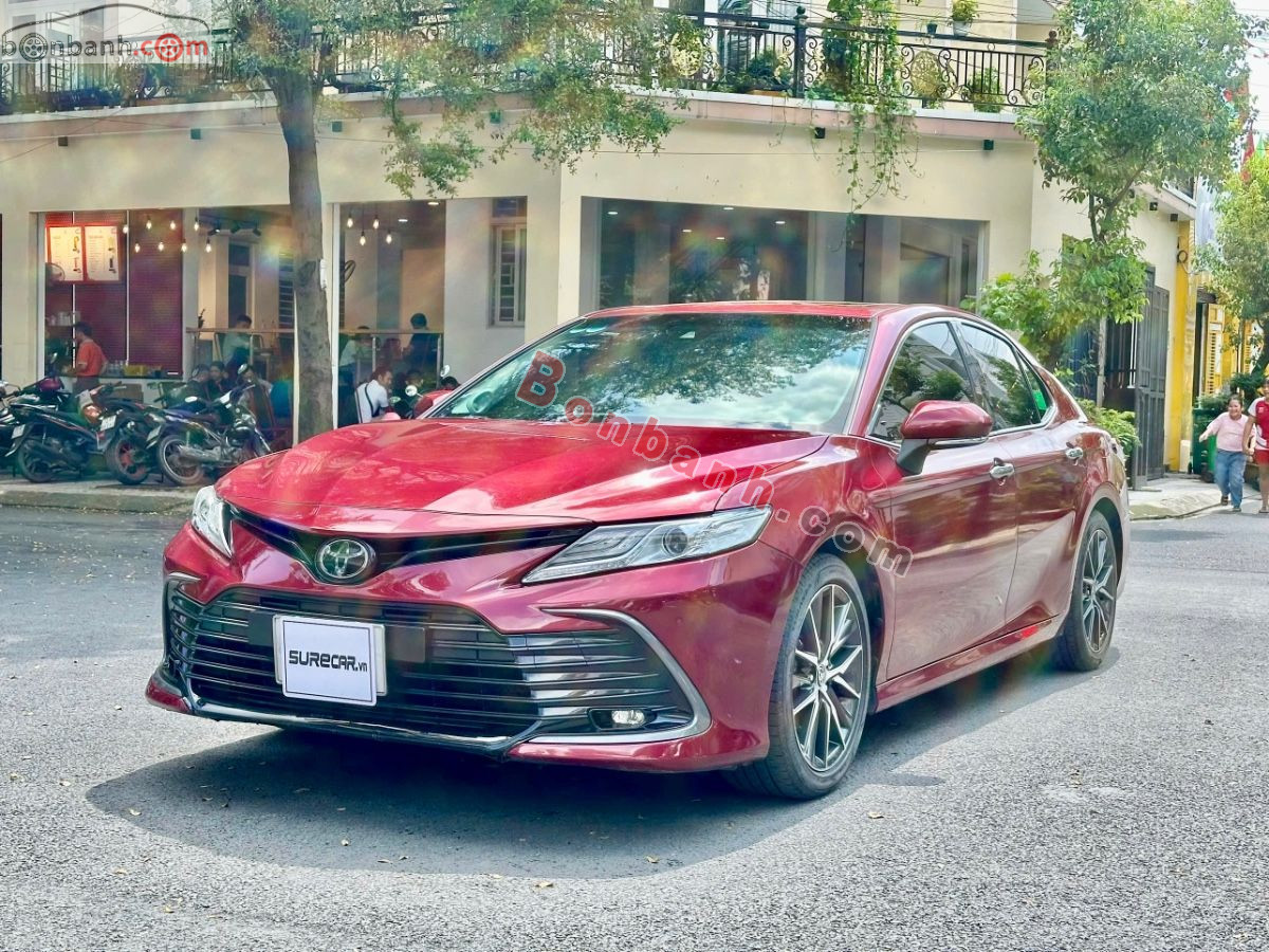 Bán ô tô Toyota Camry 2.0Q - 2022 - xe cũ