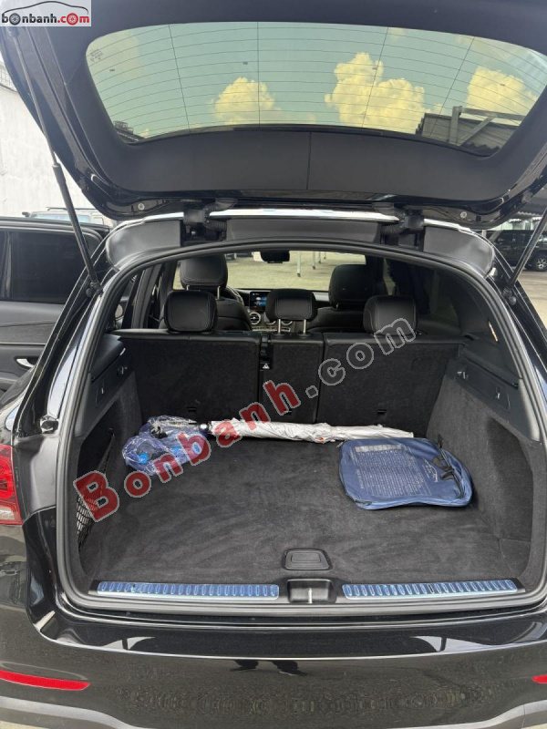 Bán ô tô Mercedes Benz GLC 300 4Matic - 2021 - xe cũ