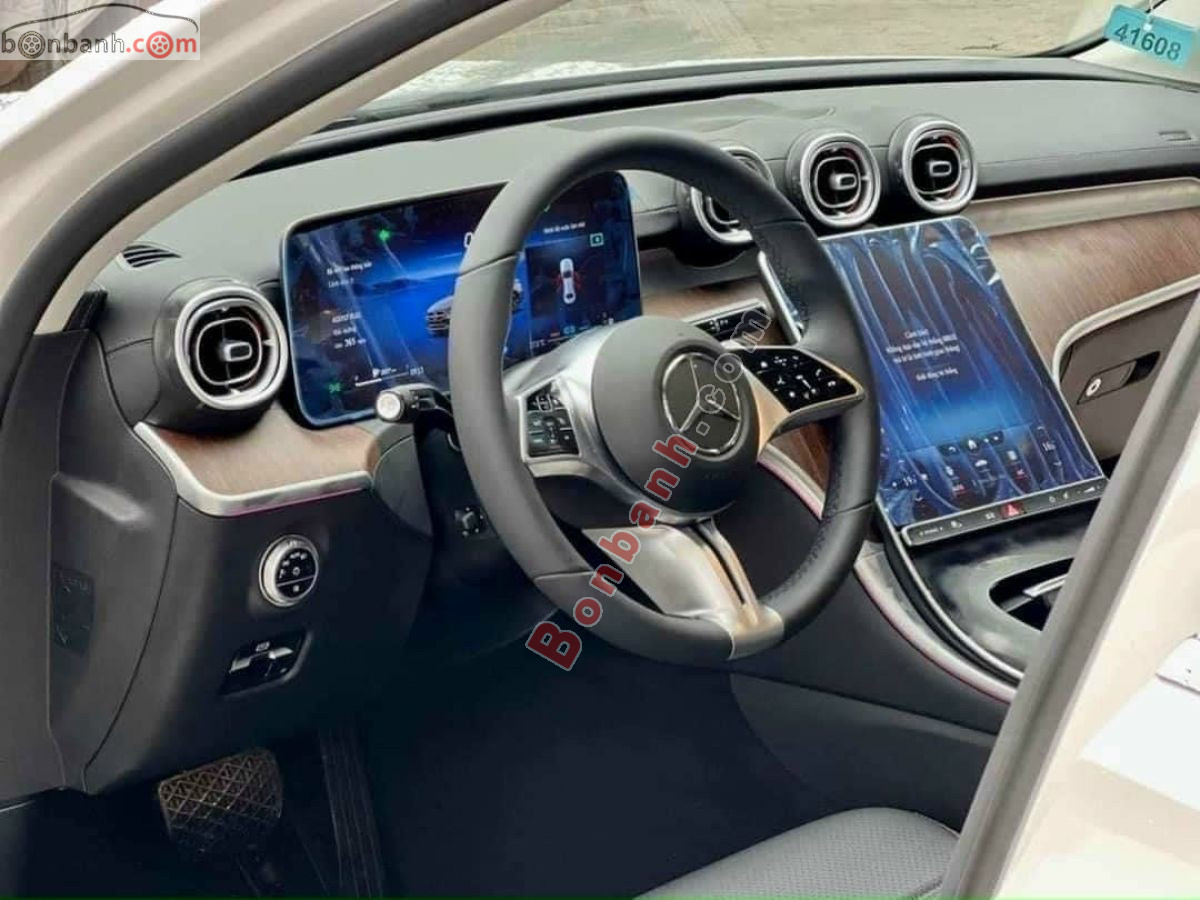 Bán ô tô Mercedes Benz C class C200 Avantgarde Plus - 2025 - xe mới
