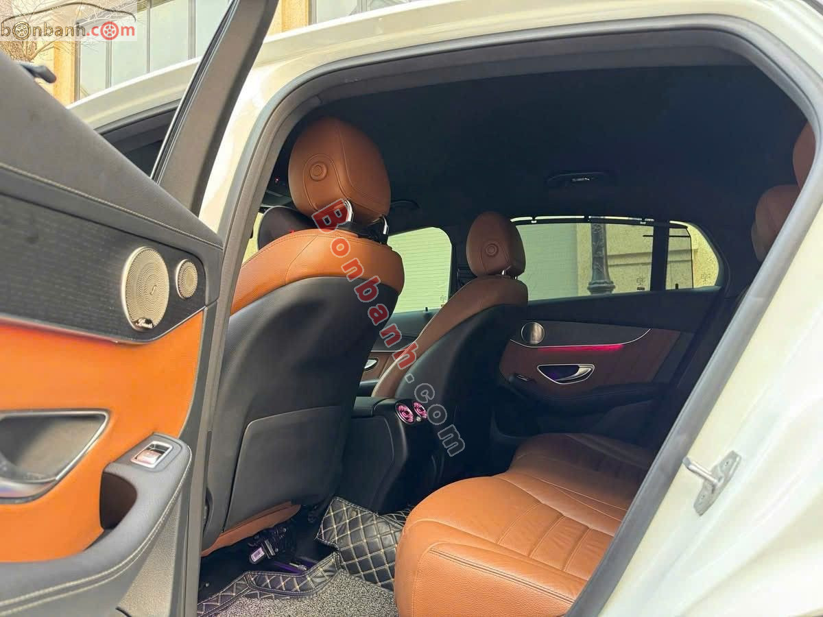 Bán ô tô Mercedes Benz GLC 300 4Matic Coupe - 2021 - xe cũ