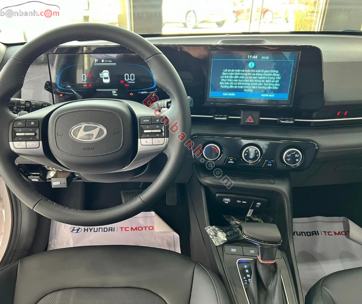 Bán ô tô Hyundai Accent Đặc biệt 1.5 AT - 2025 - xe mới