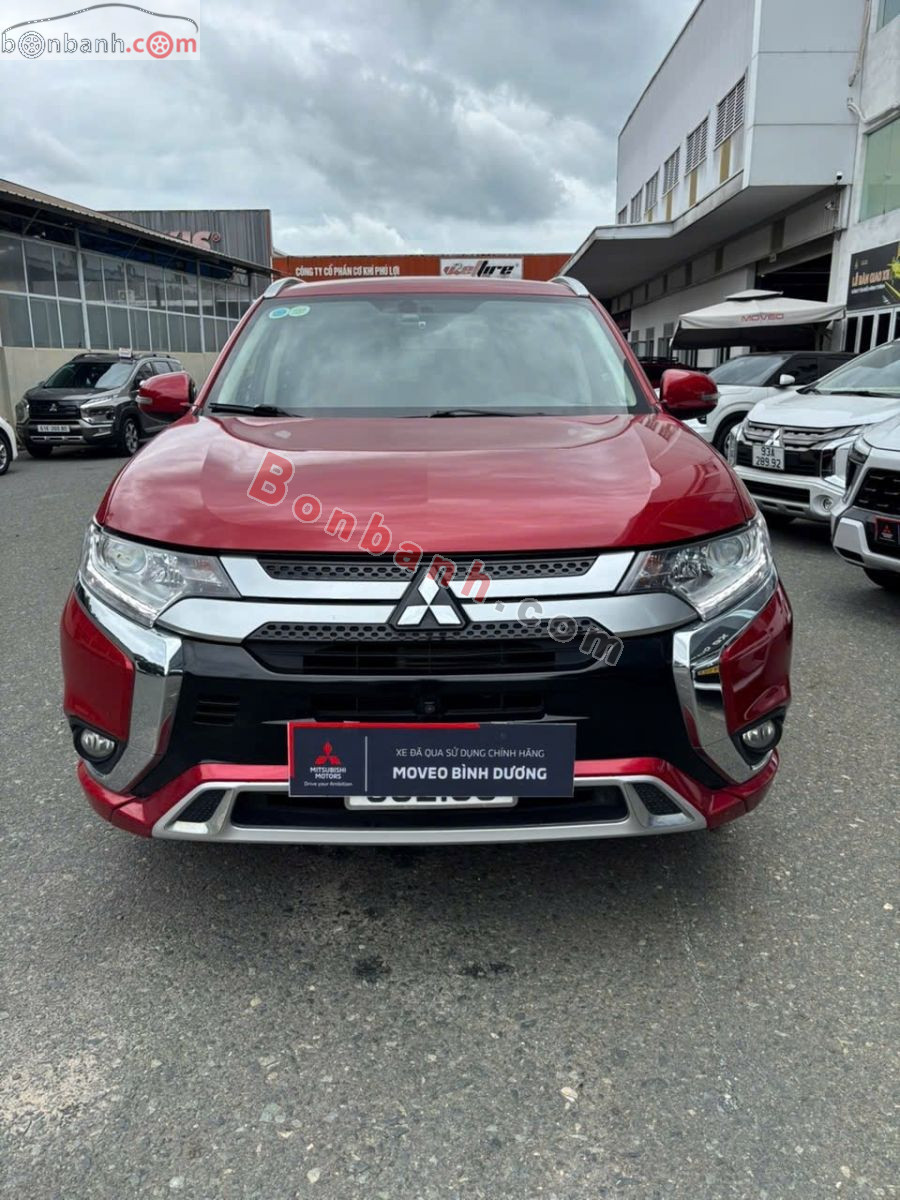 Bán ô tô Mitsubishi Outlander 2.0 CVT - 2022 - xe cũ