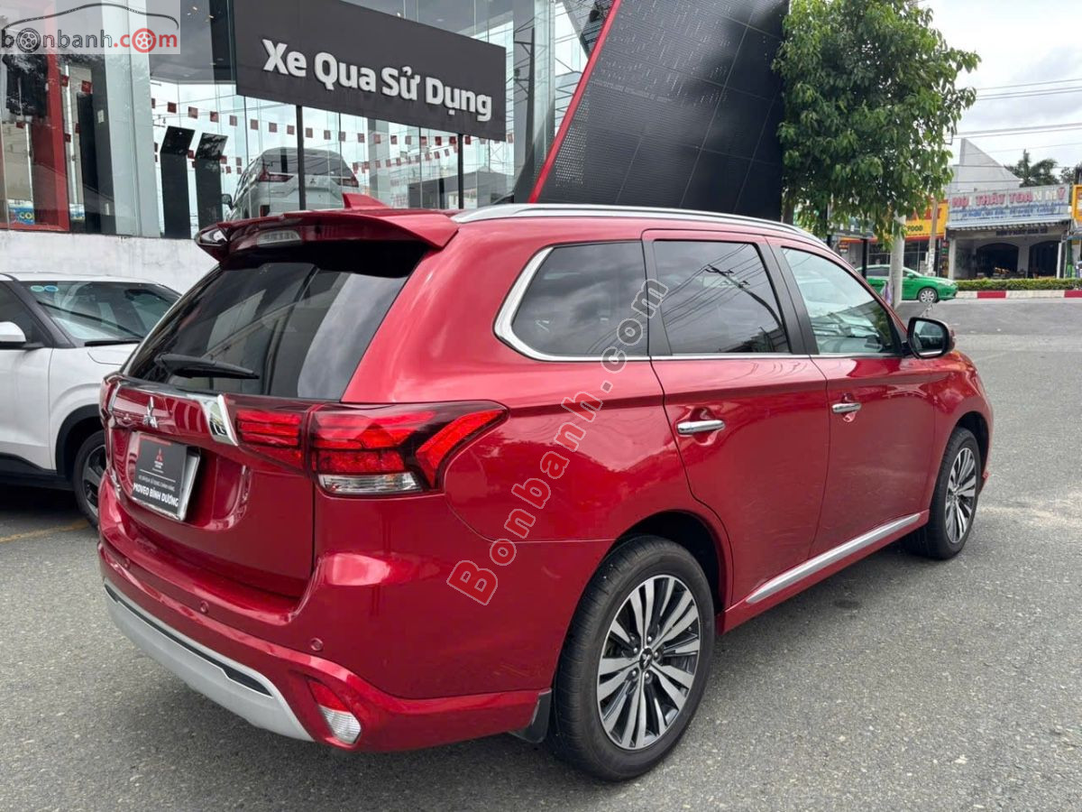 Bán ô tô Mitsubishi Outlander 2.0 CVT - 2022 - xe cũ