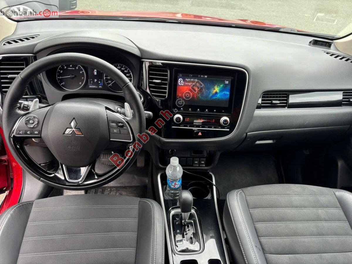 Bán ô tô Mitsubishi Outlander 2.0 CVT - 2022 - xe cũ