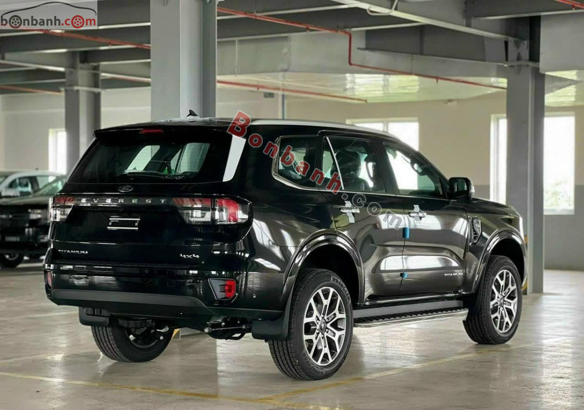 Bán ô tô Ford Everest Titanium Plus 2.0L 4x4 AT - 2025 - xe mới