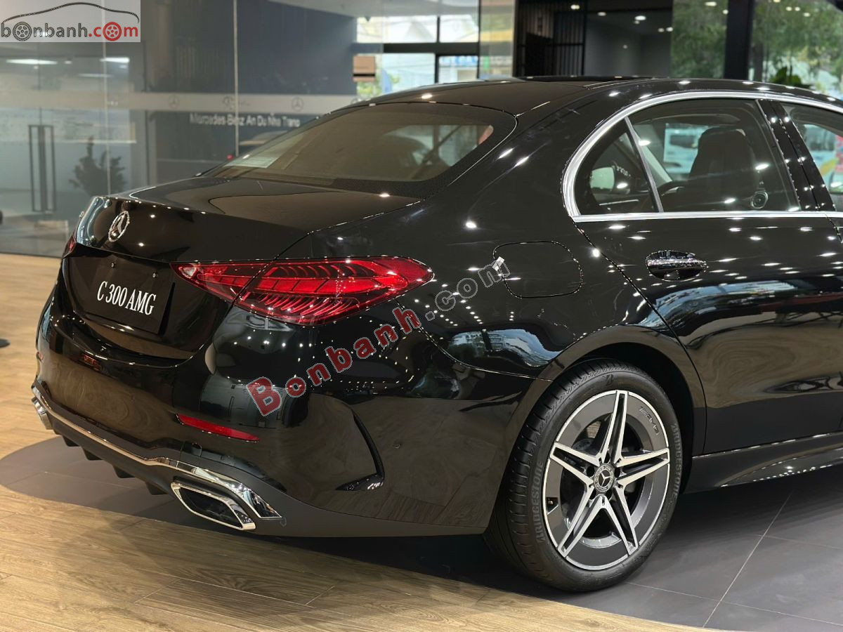 Bán ô tô Mercedes Benz C class C300 AMG - 2025 - xe mới