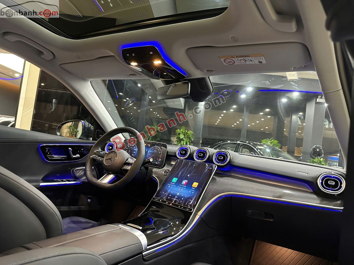 Bán ô tô Mercedes Benz C class C300 AMG - 2025 - xe mới