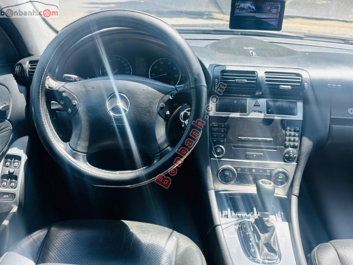 Bán ô tô Mercedes Benz C class C240 Avantgarde - 2004 - xe cũ