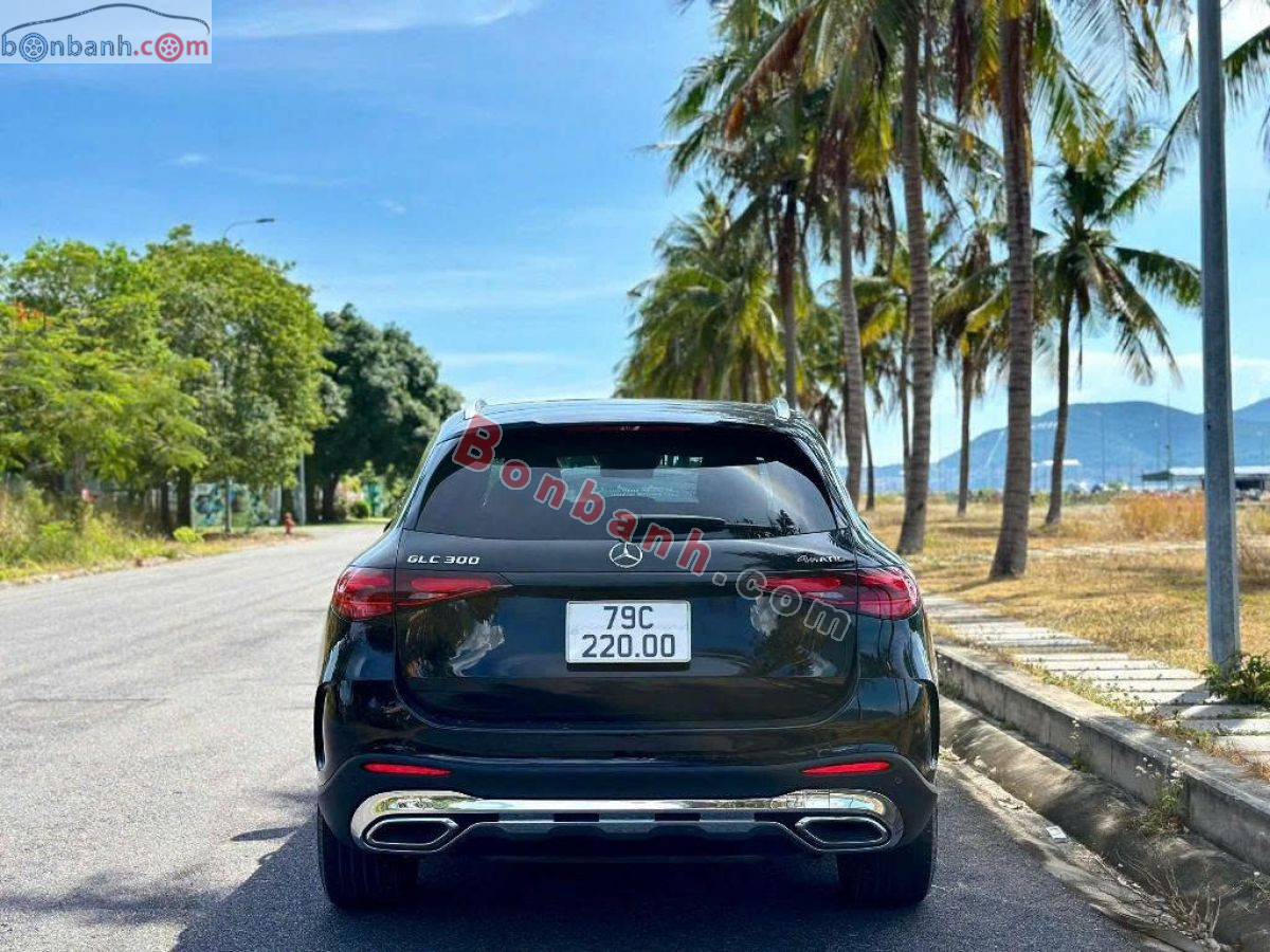 Bán ô tô Mercedes Benz GLC 300 4Matic - 2023 - xe cũ