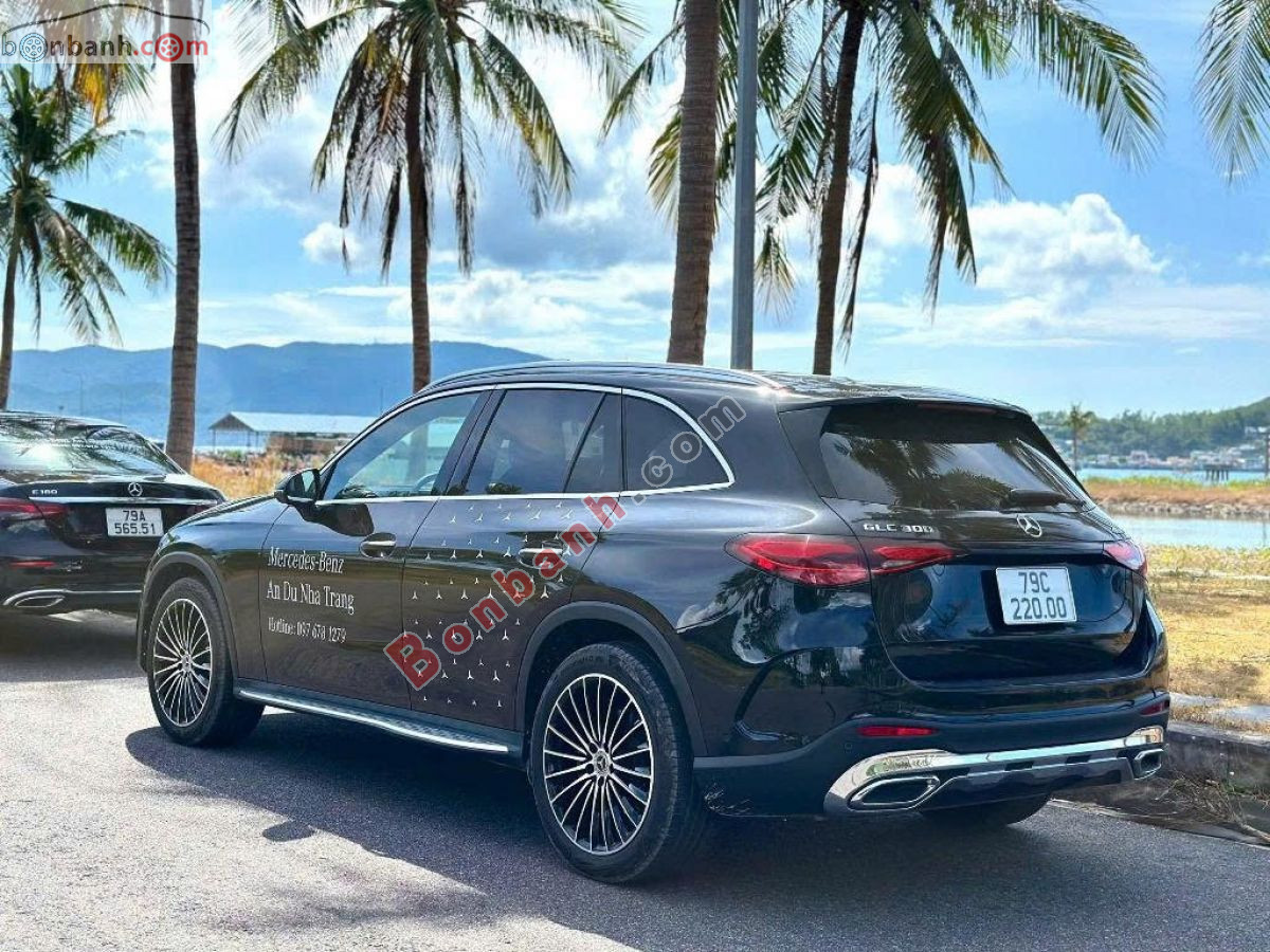 Bán ô tô Mercedes Benz GLC 300 4Matic - 2023 - xe cũ