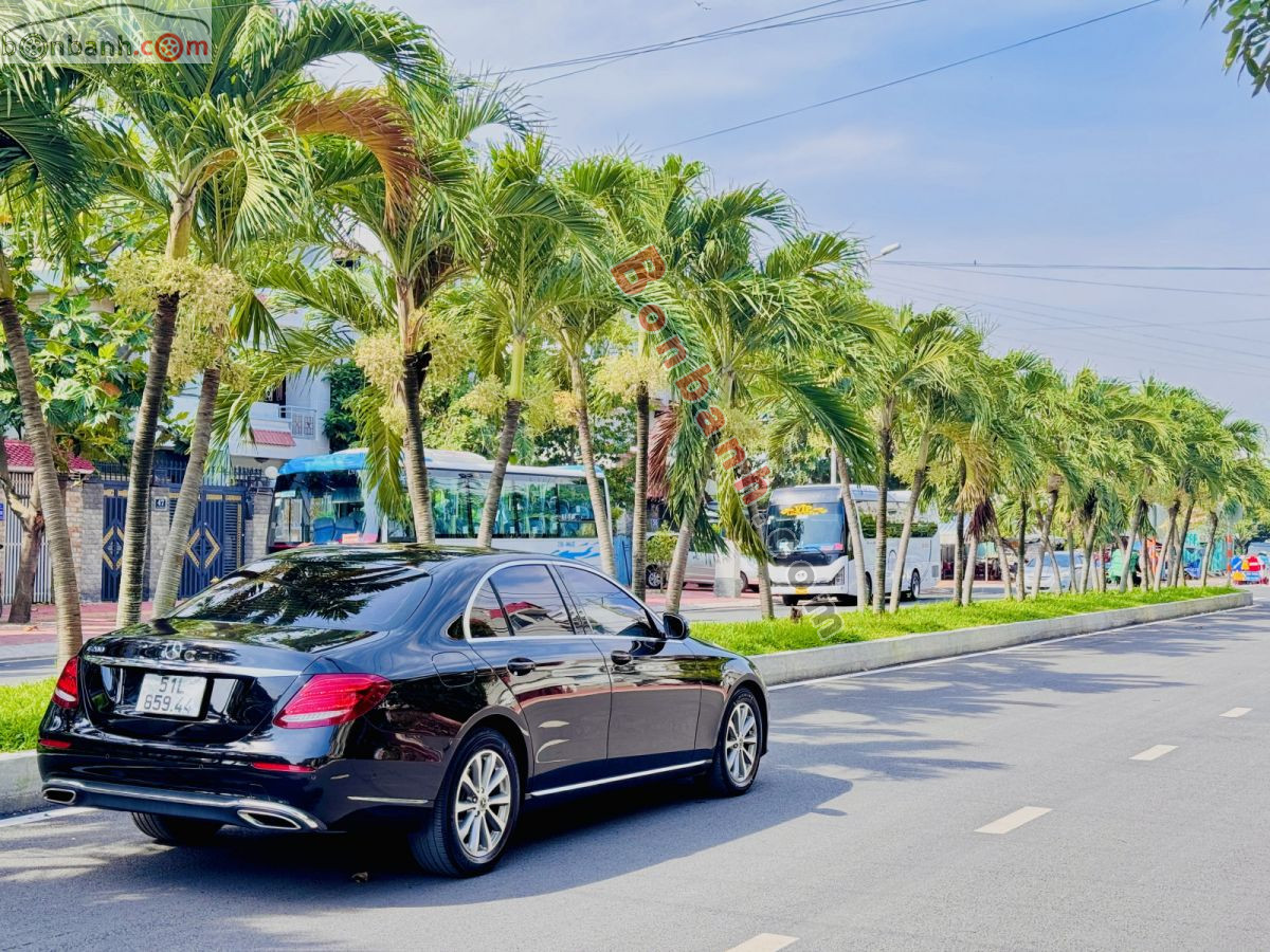 Bán ô tô Mercedes Benz E class E200 - 2019 - xe cũ