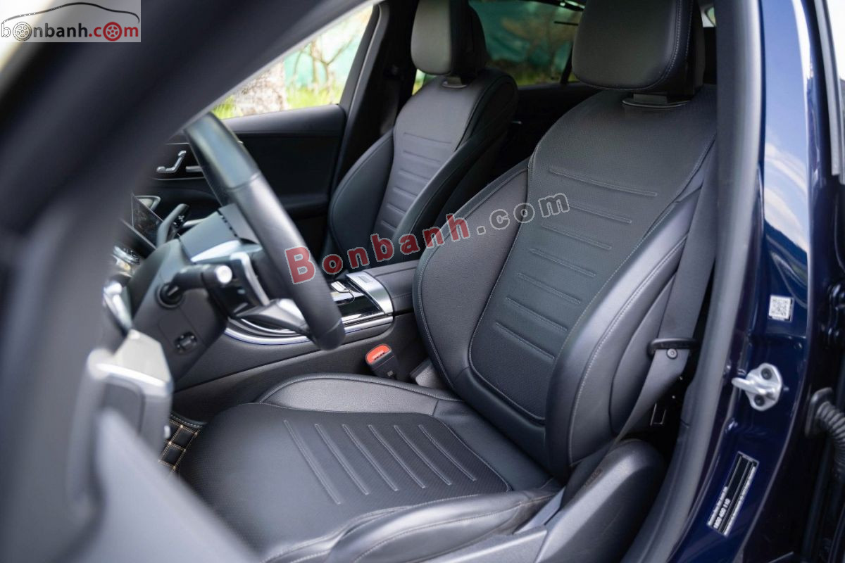 Bán ô tô Mercedes Benz C class C300 AMG - 2022 - xe cũ