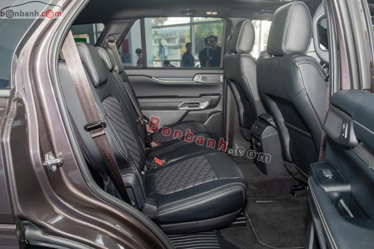 Bán ô tô Ford Everest Platinum 2.0L 4x4 AT - 2026 - xe mới