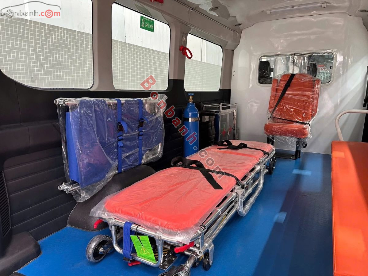 Bán ô tô Ford Transit Cứu Thương - 2025 - xe mới
