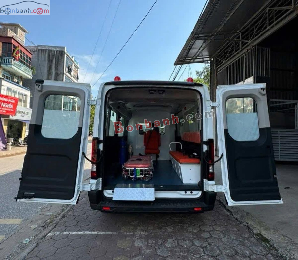 Bán ô tô Ford Transit Cứu Thương - 2025 - xe mới