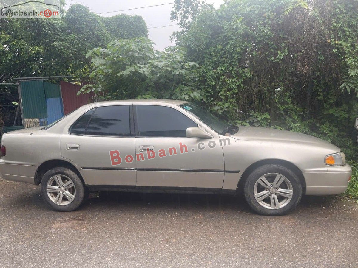 Bán ô tô Toyota Camry LE 2.2 AT - 1995 - xe cũ