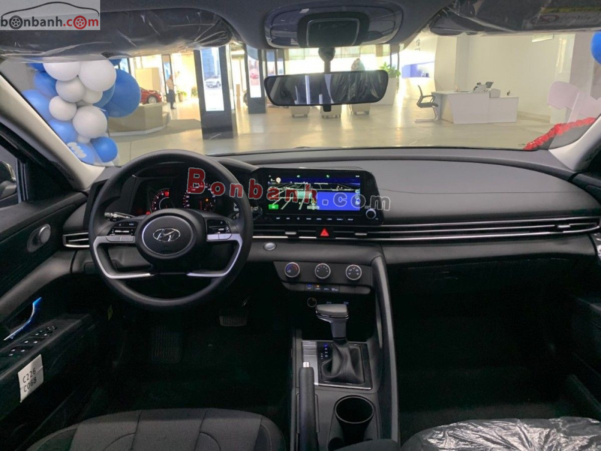 Bán ô tô Hyundai Elantra 1.6 AT Tiêu chuẩn - 2026 - xe mới